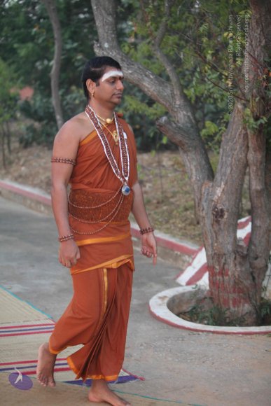 02-Temple-Glimpses_Photo_1003_IMG_0015_CMP_WM