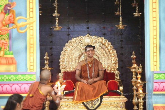 01-Pratyaksha-Pada-Puja_Photo_1001_IMG_0328_CMP_WM