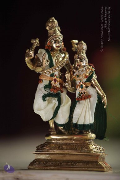 Nithya-Satsang_Photo_1002_IMG_1544_CMP_WM