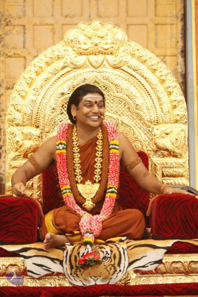 03-Nithya-Satsang_Photo_1008__MG_6794_CMP_WM