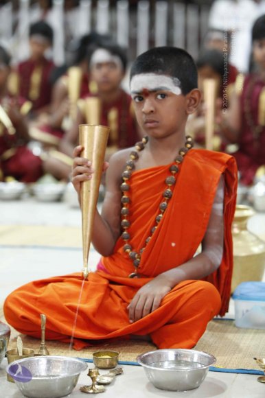 1-Rudrabhisekam-Swamiji_Photo_1015__MG_5886_CMP_WM