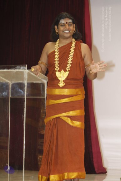 3-Satsang_Photo_1015__MG_7668_CMP_WM