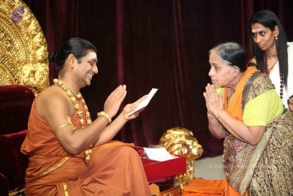 09-Darshan_Photo_1000_IMG_2406_CMP_WM