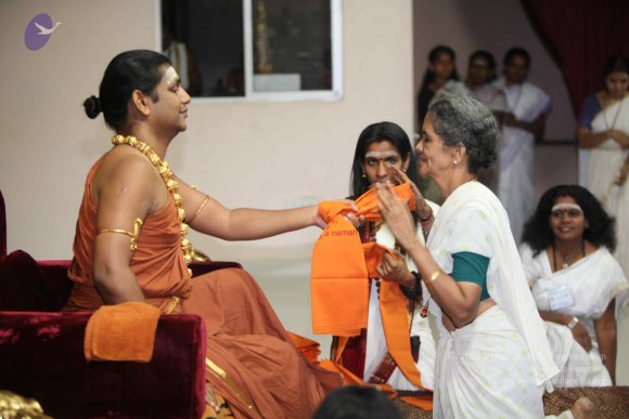 09-Darshan_Photo_1001_IMG_2432_CMP_WM