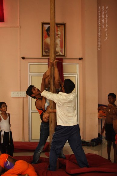 Inner-Awakening-May-2013_Photo_1016_IMG_6845_CMP_WM