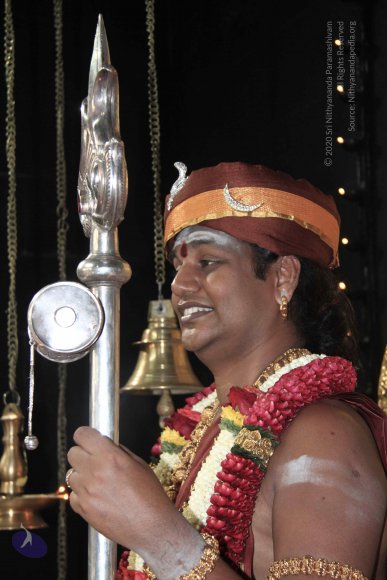 1-PADA-PUJA_Photo_1010_IMG_8753_CMP_WM