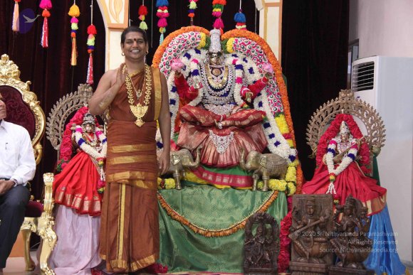 12-HDH-Deities_Photo_1010_IMG_5054_CMP_WM