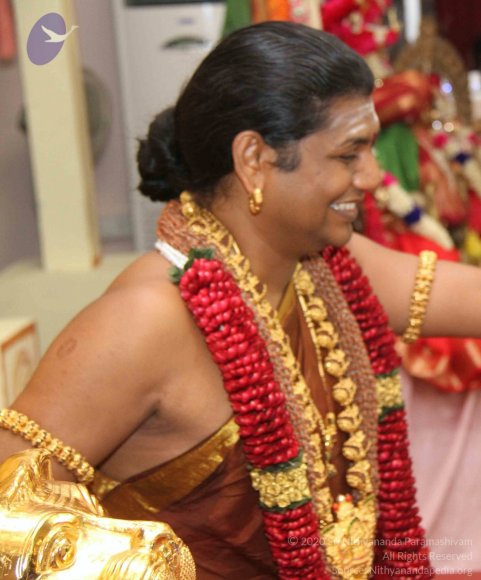 16-IA-Darshan-Day-15_Photo_1012_IMG_5454_CMP_WM