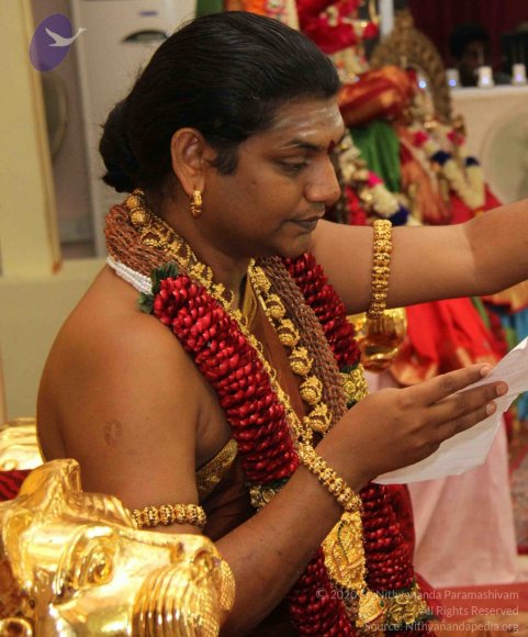 16-IA-Darshan-Day-15_Photo_1014_IMG_5456_CMP_WM