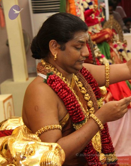 16-IA-Darshan-Day-15_Photo_1018_IMG_5460_CMP_WM