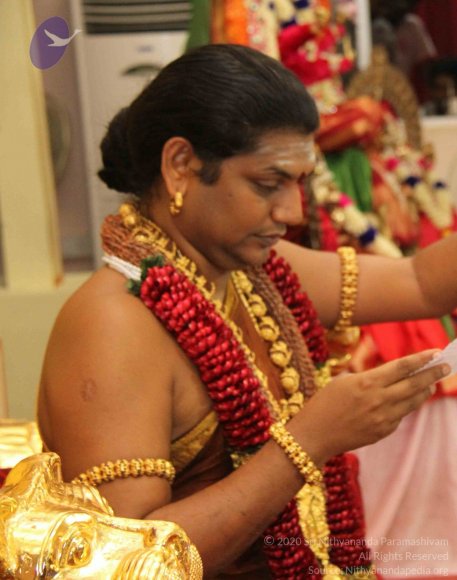 16-IA-Darshan-Day-15_Photo_1019_IMG_5461_CMP_WM