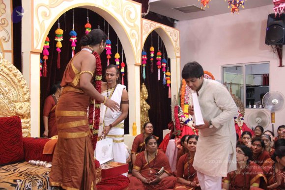 17-Navaratri-Darbar_Photo_1035_IMG_5434_CMP_WM