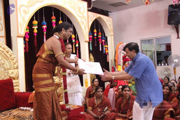 17-Navaratri-Darbar_Photo_1036_IMG_5435_CMP_WM