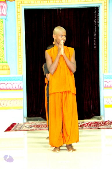 4-Yoga_Photo_1001_IMG_0203_CMP_WM