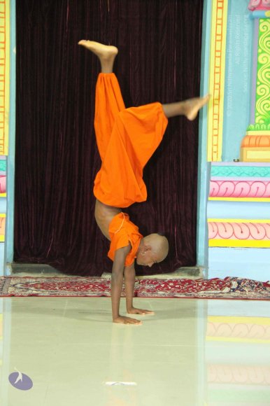 4-Yoga_Photo_1029_IMG_0270_CMP_WM