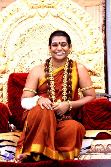 3-Nithya-Satsang_Photo_1000_IMG_0621_CMP_WM