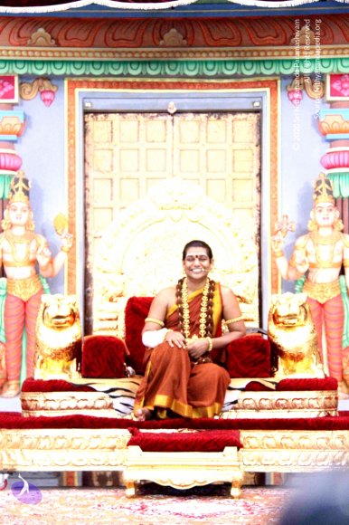 3-Nithya-Satsang_Photo_1001_IMG_0622_CMP_WM