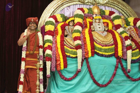 01-PADA-PUJA_Photo_1010_IMG_9052_CMP_WM