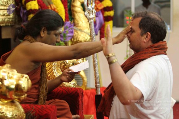 03-DARSHAN_Photo_1006_IMG_0934_CMP_WM