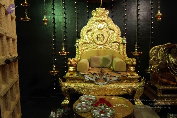 01-PADA-PUJA_Photo_1000_IMG_0144_CMP_WM