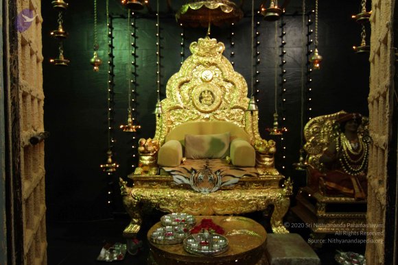 01-PADA-PUJA_Photo_1001_IMG_0145_CMP_WM