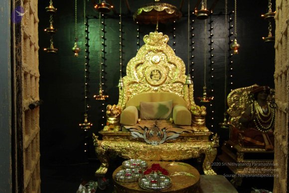 01-PADA-PUJA_Photo_1002_IMG_0146_CMP_WM