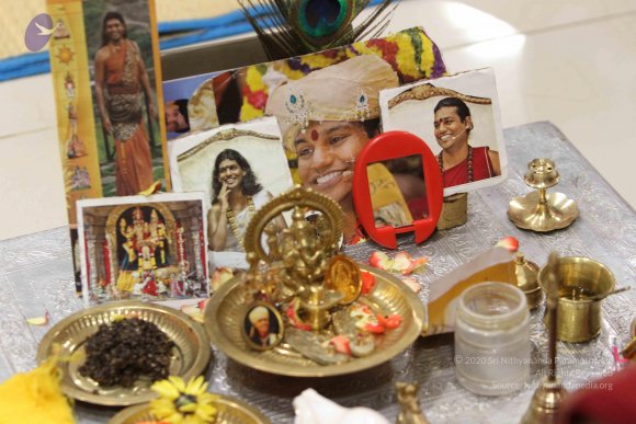 01-PADA-PUJA_Photo_1014_IMG_1111_CMP_WM