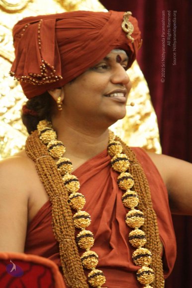 02-NITHYA-SATSANG_Photo_1016_IMG_1221_CMP_WM