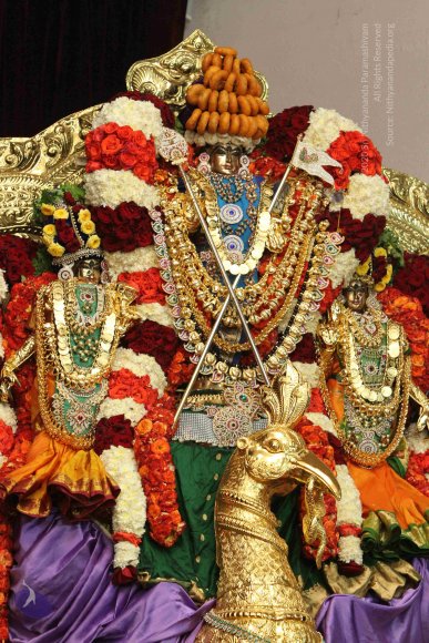 02-NITHYA-SATSANG_Photo_1024_IMG_1240_CMP_WM