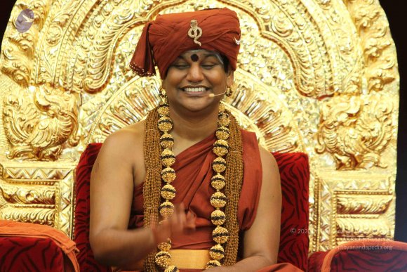 02-NITHYA-SATSANG_Photo_1044_IMG_1325_CMP_WM