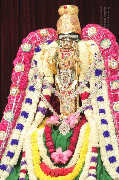 Pada-Puja_Photo_1008_IMG_0095_CMP_WM