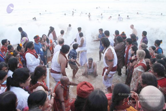 02--beach-near-hilton_Photo_1048_IMG_7854_CMP_WM