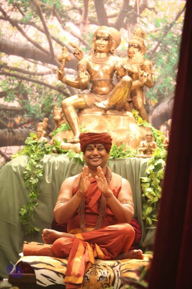 Nithya-Satsang_Photo_1000_IMG_1028_CMP_WM