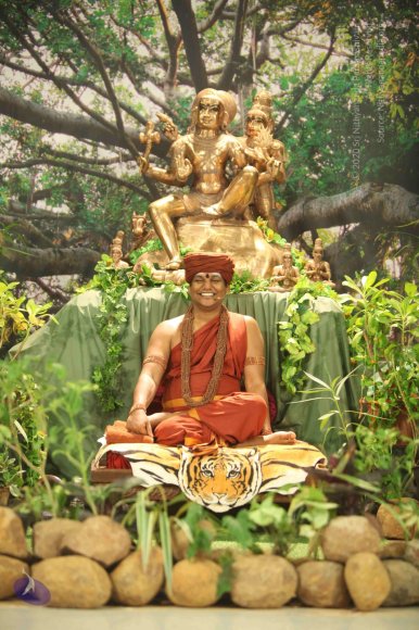 Nithya-Satsang_Photo_1019_IMG_1126_CMP_WM