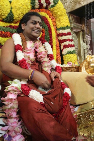 1-Pada-Puja-Satsang_Photo_1016_IMG_4039_CMP_WM