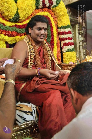 1-Pada-Puja-Satsang_Photo_1023_IMG_4091_CMP_WM