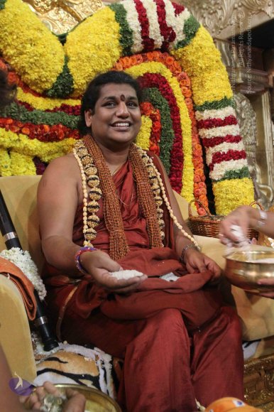 1-Pada-Puja-Satsang_Photo_1025_IMG_4096_CMP_WM