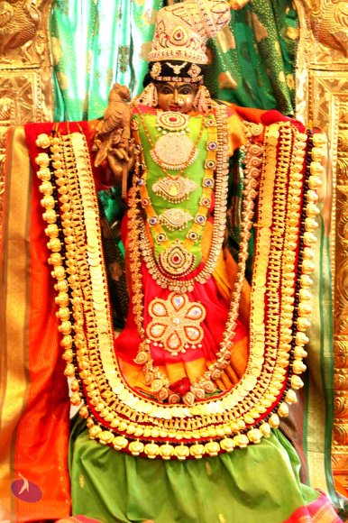 3-Deities_Photo_1018_IMG_1051_CMP_WM