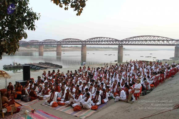 1-Ganga-Ghat_Photo_1002_IMG_1908_CMP_WM