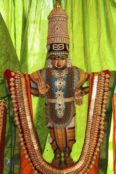 4-DEITIES_Photo_1005_IMG_3105_CMP_WM