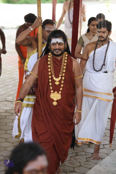 01-Guru-Peyarchi-Temple-Visit_Photo_1008_IMG_8422_CMP_WM