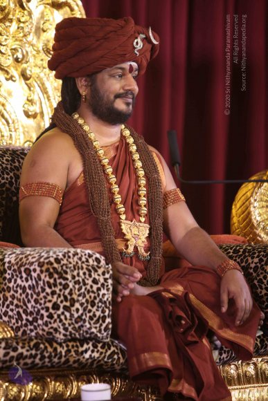 01-Nitya-Satsang_Photo_1018_IMG_6317_CMP_WM