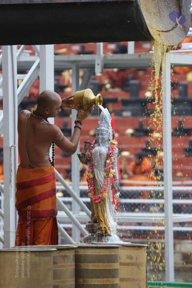 01-rudrabhishekam_Photo_1008_G28A1062_CMP_WM