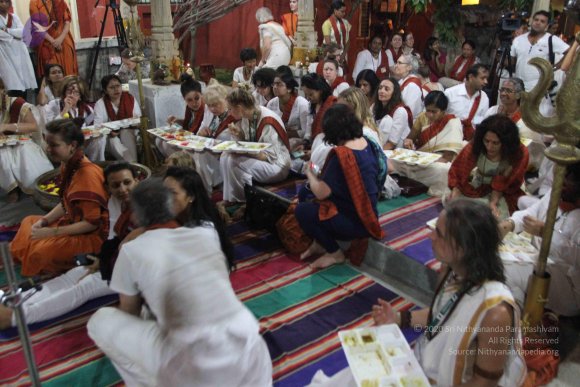 2-TEAMILY-DINNER_Photo_1028_IMG_3936_CMP_WM