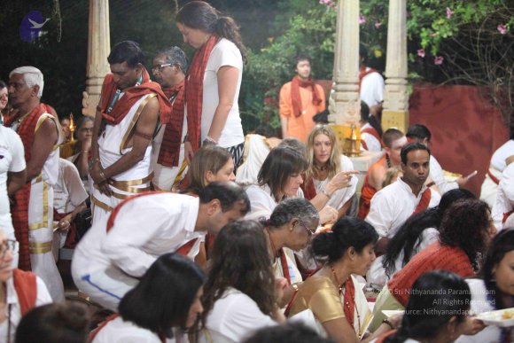 2-TEAMILY-DINNER_Photo_1137_IMG_4382_CMP_WM