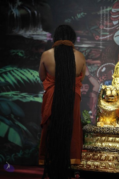 1-EVENING-SATSANG_Photo_1023_IMG_7433_CMP_WM