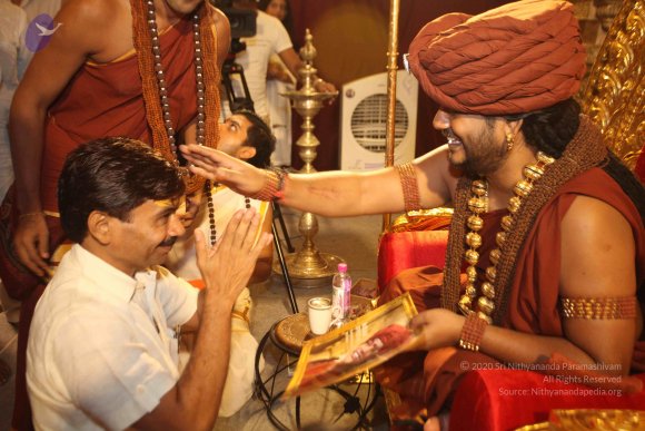 02-SARVA-DARSHAN_Photo_1005_IMG_9198_CMP_WM