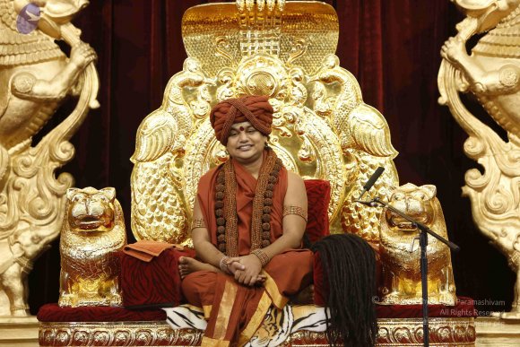 2-Evening-Satsang_Photo_1007__F0A5574_CMP_WM