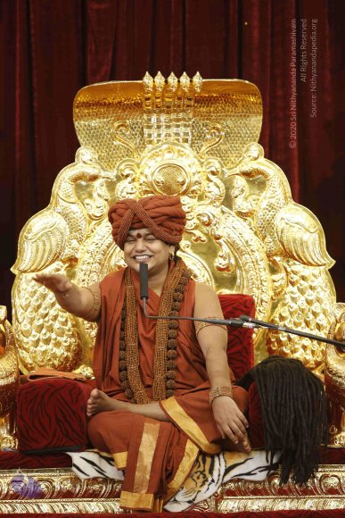 2-Evening-Satsang_Photo_1023__F0A5609_CMP_WM