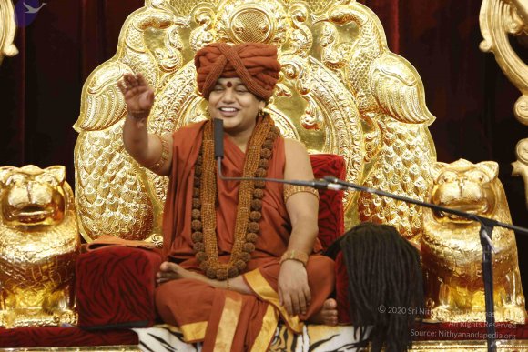 2-Evening-Satsang_Photo_1027__F0A5620_CMP_WM